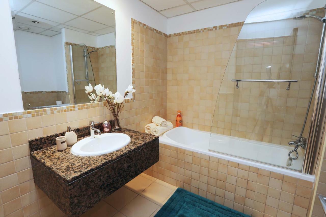 Luxury Casa - Marvel Sea View Apartment Jbr Beach 2Br ドバイ エクステリア 写真
